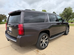 Used 2016  Chevrolet Suburban 4d SUV 4WD LTZ at Rooster Auto Sales near Vinton&comma; IA