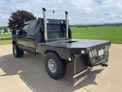 Used 2002 Ford Super Duty F-250 4WD Supercab Lariat at Rooster Auto Sales near Vinton, IA