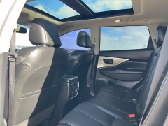 Used 2018  Nissan Murano 4d SUV FWD Platinum at Rooster Auto Sales near Vinton&comma; IA