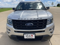 Used 2017 Ford Explorer 4d SUV 4WD Sport at Rooster Auto Sales near Vinton, IA