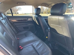 Used 2007  Lincoln MKZ 4d Sedan FWD at Rooster Auto Sales near Vinton&comma; IA