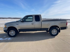 Used 2000  Ford F-150 4WD Supercab XLT at Rooster Auto Sales near Vinton&comma; IA