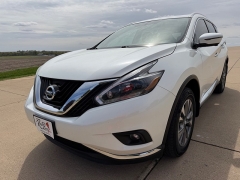 Used 2018  Nissan Murano 4d SUV AWD SL at Rooster Auto Sales near Vinton&comma; IA