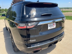 Used 2020 Chevrolet Traverse 4d SUV AWD Premier at Rooster Auto Sales near Vinton, IA