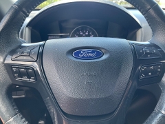 Used 2018 Ford Explorer 4d SUV 4WD XLT at Rooster Auto Sales near Vinton, IA