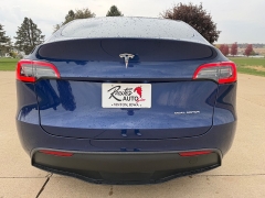 Used 2021  Tesla Model Y Long Range AWD at Rooster Auto Sales near Vinton&comma; IA