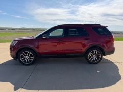 Used 2018  Ford Explorer 4d SUV 4WD Sport at Rooster Auto Sales near Vinton&comma; IA