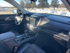 Used 2019  Chevrolet Traverse 4d SUV AWD LT Leather at Rooster Auto Sales near Vinton&comma; IA