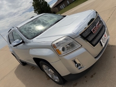 Used 2013  GMC Terrain 4d SUV FWD SLT2 at Rooster Auto Sales near Vinton&comma; IA