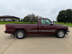 Used 1999  Chevrolet Silverado 1500 2WD Reg Cab Longbed at Rooster Auto Sales near Vinton&comma; IA