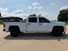 Used 2015  GMC Sierra 1500 4WD Crew Cab at Rooster Auto Sales near Vinton&comma; IA