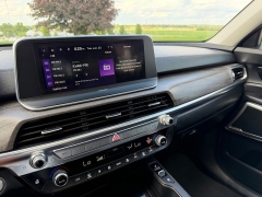 Used 2020  Kia Telluride 4d SUV AWD EX at Rooster Auto Sales near Vinton&comma; IA