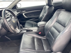 Used 2011  Honda Accord Coupe 2d EX-L V6 Auto at Rooster Auto Sales near Vinton&comma; IA