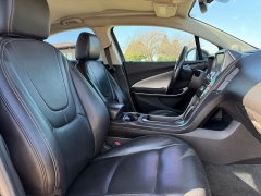 Used 2012  Chevrolet Volt 4d Hatchback Premium at Rooster Auto Sales near Vinton&comma; IA