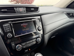 Used 2018  Nissan Rogue 4d SUV AWD SV at Rooster Auto Sales near Vinton&comma; IA