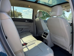 Used 2018  Volkswagen Atlas 3&period;6L V6 SEL FWD at Rooster Auto Sales near Vinton&comma; IA