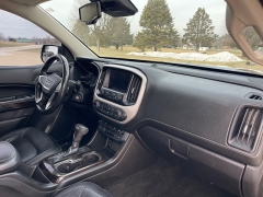 Used 2015  GMC Canyon 4WD Crew Cab SLT at Rooster Auto Sales near Vinton&comma; IA