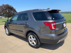 Used 2016 Ford Explorer 4d SUV 4WD XLT at Rooster Auto Sales near Vinton, IA