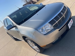 Used 2008  Lincoln MKX 4d SUV AWD at Rooster Auto Sales near Vinton&comma; IA