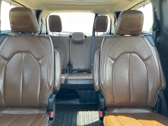 Used 2017 Chrysler Pacifica 4d Wagon Limited at Rooster Auto Sales near Vinton, IA