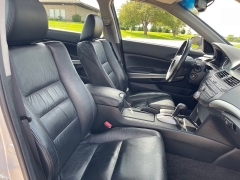 Used 2010 Honda Accord Sedan 4d EX-L V6 at Rooster Auto Sales near Vinton, IA
