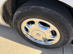 Used 2002  Buick LeSabre 4d Sedan Limited at Rooster Auto Sales near Vinton&comma; IA