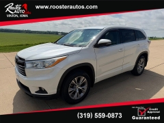 Used 2014  Toyota Highlander 4d SUV AWD LE Plus at Rooster Auto Sales near Vinton&comma; IA