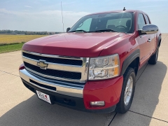Used 2011 Chevrolet Silverado 1500 4WD Ext Cab LT at Rooster Auto Sales near Vinton, IA