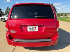 Used 2015  Dodge Grand Caravan 4d Wagon SE Plus at Rooster Auto Sales near Vinton&comma; IA