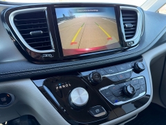 Used 2021  Chrysler Pacifica Touring L FWD at Rooster Auto Sales near Vinton&comma; IA