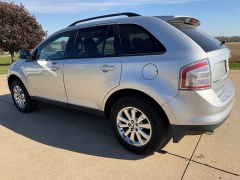 Used 2010  Ford Edge 4d SUV FWD SEL at Rooster Auto Sales near Vinton&comma; IA