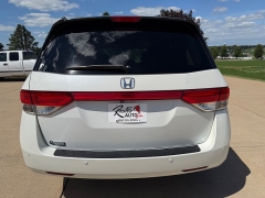 Used 2014  Honda Odyssey 4d Wagon Touring at Rooster Auto Sales near Vinton&comma; IA