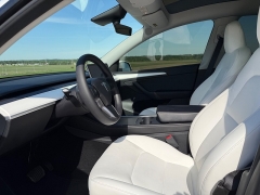 Used 2023  Tesla Model Y Long Range AWD at Rooster Auto Sales near Vinton&comma; IA