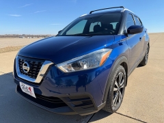 Used 2019  Nissan Kicks 4d SUV FWD SR Premium at Rooster Auto Sales near Vinton&comma; IA