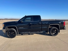Used 2015  GMC Sierra 1500 4WD Double Cab SLE at Rooster Auto Sales near Vinton&comma; IA