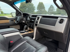 Used 2011  Ford F-150 4WD Supercrew Lariat 5 1&sol;2 at Rooster Auto Sales near Vinton&comma; IA