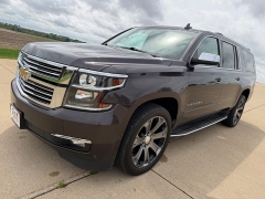 Used 2016  Chevrolet Suburban 4d SUV 4WD LTZ at Rooster Auto Sales near Vinton&comma; IA