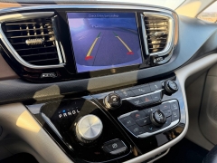 Used 2017  Chrysler Pacifica 4d Wagon Touring-L Plus at Rooster Auto Sales near Vinton&comma; IA