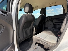 Used 2015  Ford Escape 4d SUV 4WD SE at Rooster Auto Sales near Vinton&comma; IA