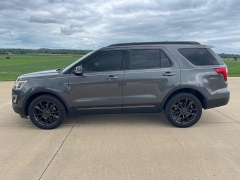 Used 2017 Ford Explorer 4d SUV 4WD XLT Ecoboost at Rooster Auto Sales near Vinton, IA