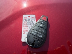 Used 2014  Dodge Grand Caravan 4d Wagon SXT 30th Anniversary at Rooster Auto Sales near Vinton&comma; IA