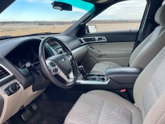 Used 2014  Ford Explorer 4d SUV 4WD XLT at Rooster Auto Sales near Vinton&comma; IA