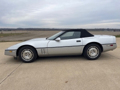Used 1986  Chevrolet Corvette 2d Convertible at Rooster Auto Sales near Vinton&comma; IA