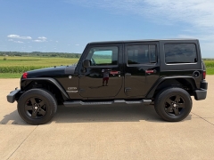 Used 2017  Jeep Wrangler Unlimited 4d Convertible Sport at Rooster Auto Sales near Vinton&comma; IA