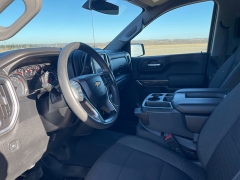 Used 2019  Chevrolet Silverado 1500 4WD Crew Cab LT at Rooster Auto Sales near Vinton&comma; IA