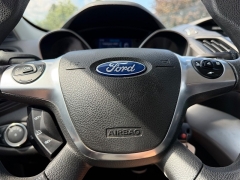 Used 2015  Ford Escape 4d SUV 4WD SE at Rooster Auto Sales near Vinton&comma; IA