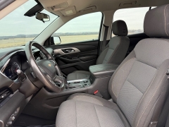 Used 2018  Chevrolet Traverse 4d SUV FWD LT Cloth w&sol;1LT at Rooster Auto Sales near Vinton&comma; IA