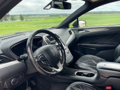 Used 2017 Lincoln MKC 4d SUV AWD Reserve at Rooster Auto Sales near Vinton, IA