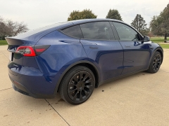 Used 2021  Tesla Model Y Long Range AWD at Rooster Auto Sales near Vinton&comma; IA