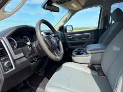Used 2016  Ram 1500 4WD Quad Cab SLT at Rooster Auto Sales near Vinton&comma; IA